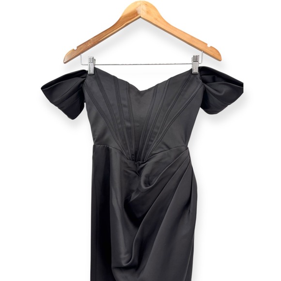 NWT House of CB Loretta Off the Shoulder Satin Corset‎ Dress Black - Size Small - Picture 8 of 15